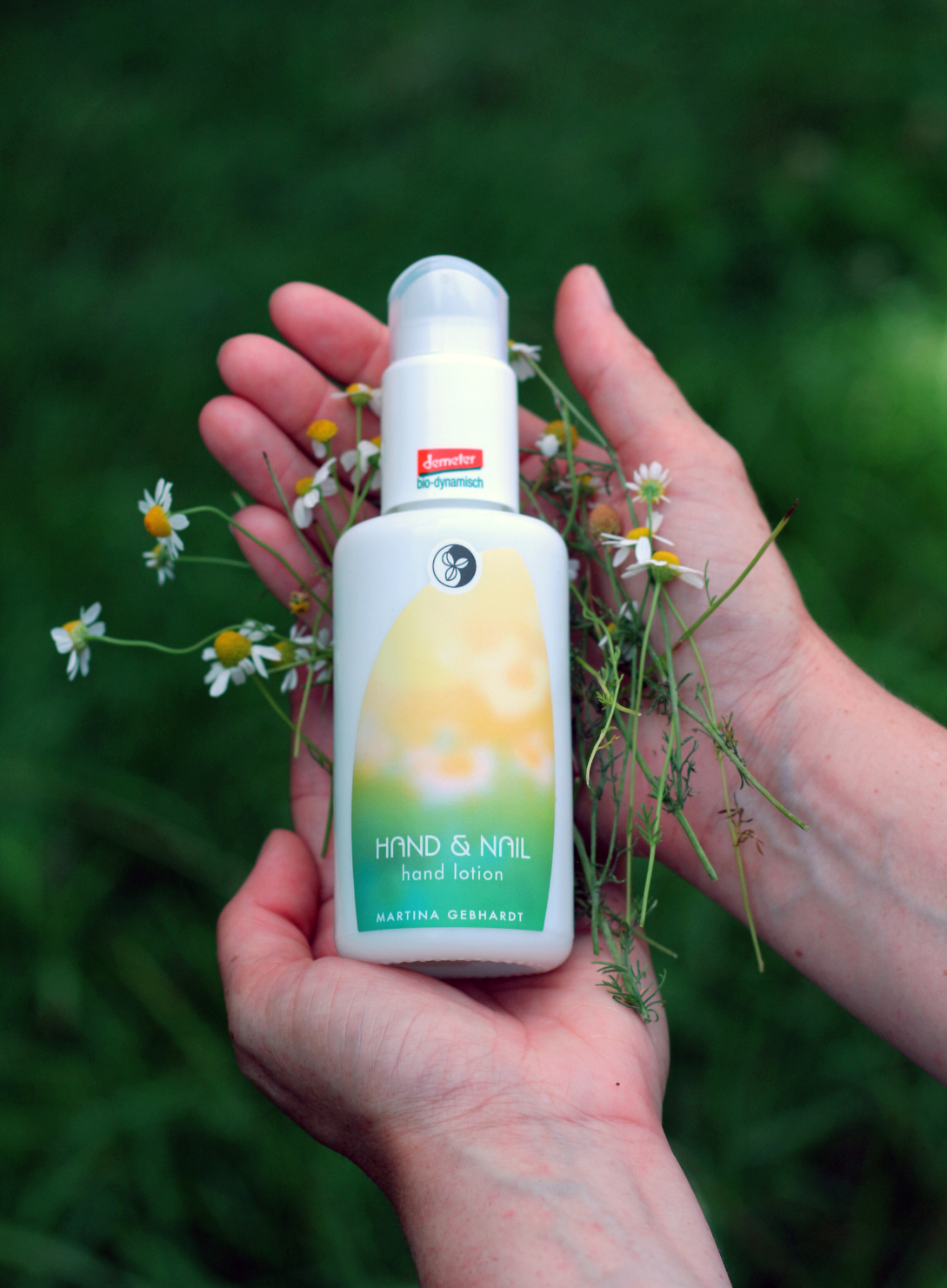HAND & NAIL hand lotion